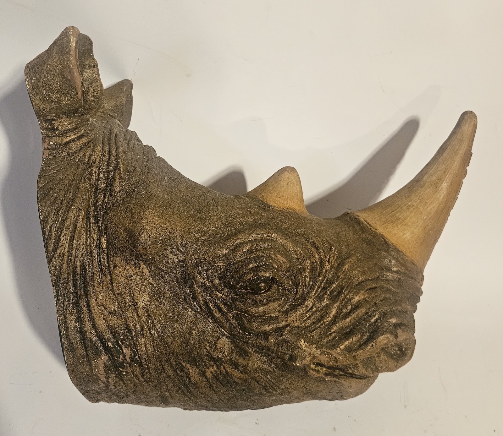 VTG Hornsby’s Hard Cider Rhino Head Wall Mount Hard Foam Breweriana Advertising 