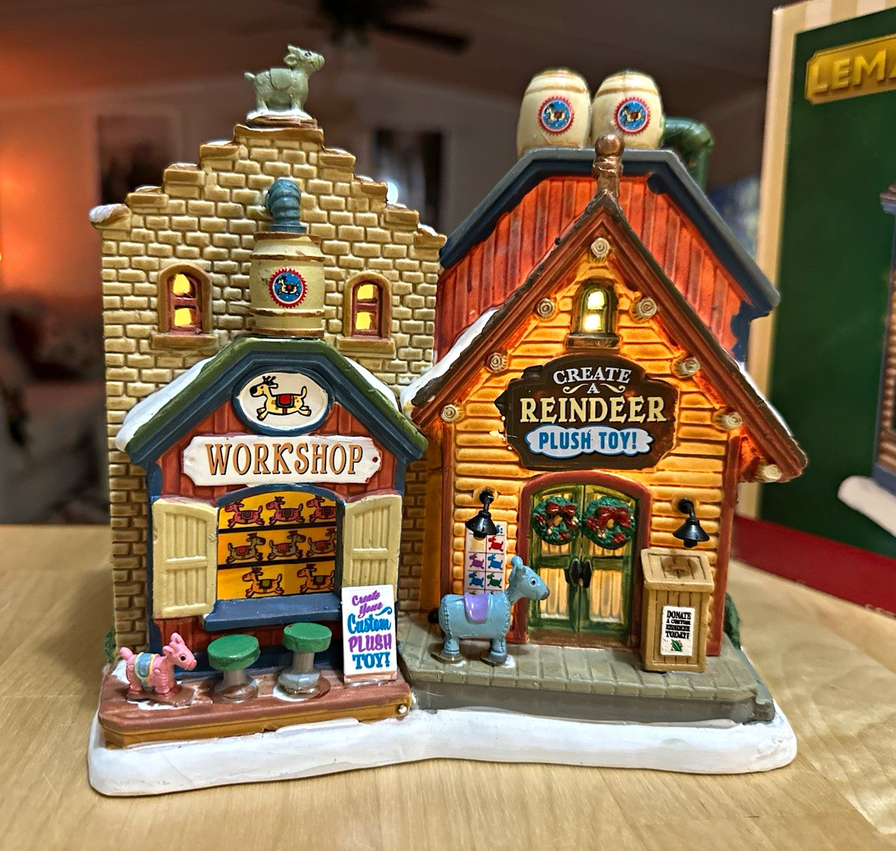 Lemax Create A Reindeer Workshop Lighted Porcelain Village House w/ Box