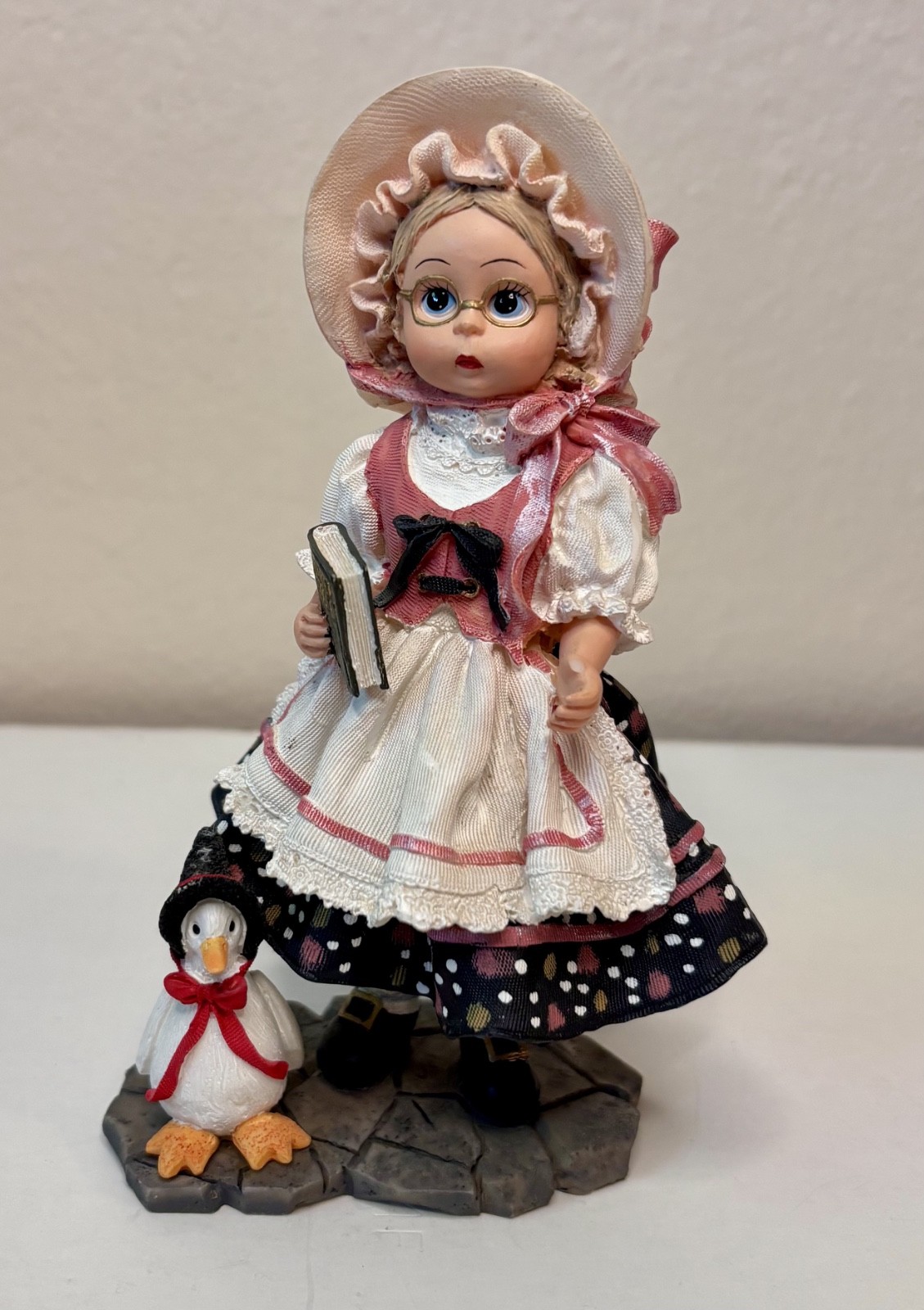 Madame Alexander resin figurine \
