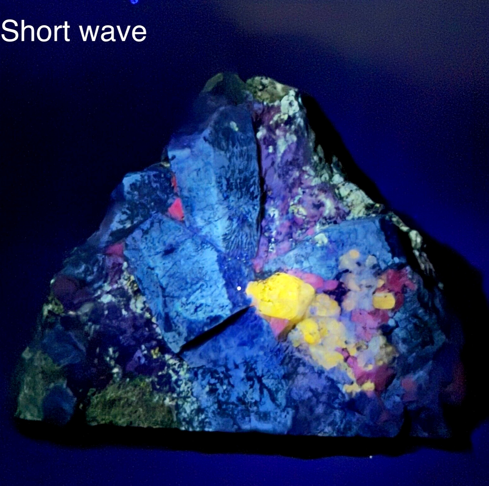 368g Top Quality Fluorescent Wernerite Scapolite Crystal W/ Afghanite On Matrix