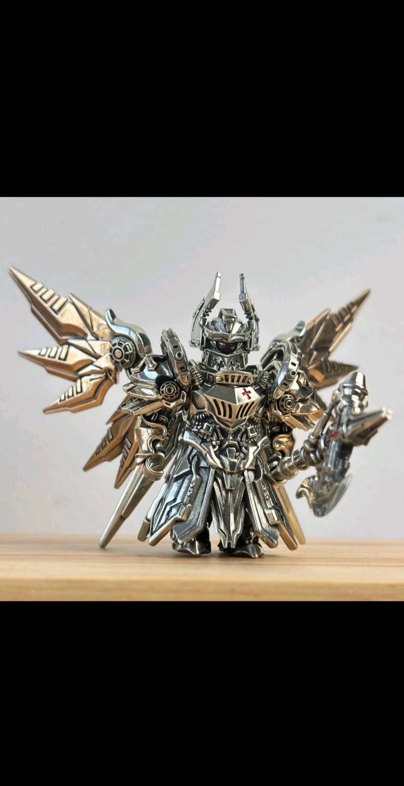 Mech Justicar Metal And Magnetic Figure