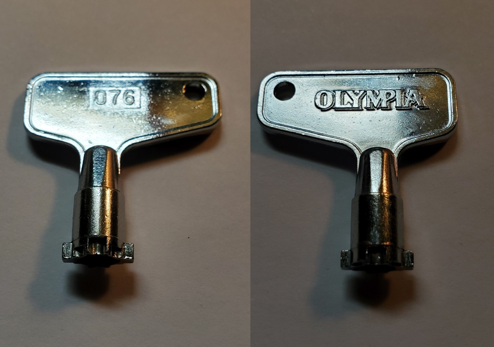 Pachislo Skill Stop Slot Machine Door Key Sammy Rodeo Aristocrat OEM - NEW
