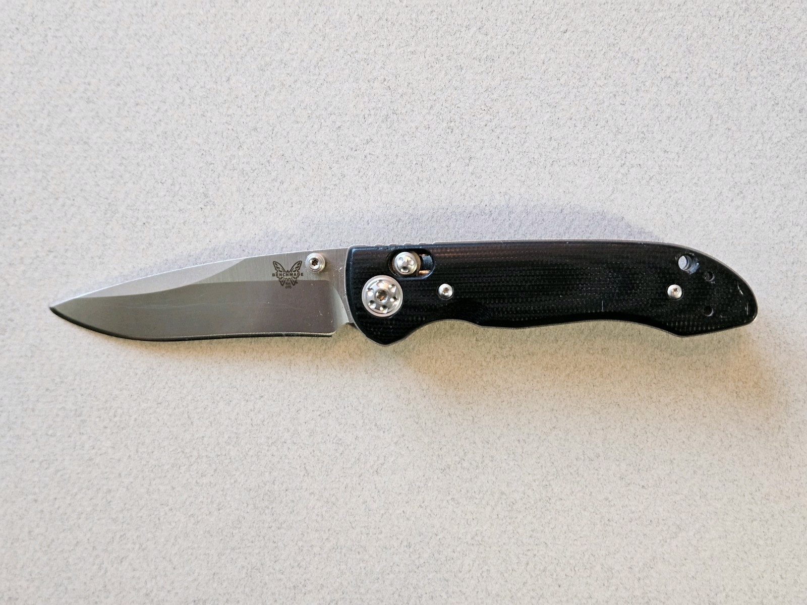 BENCHMADE 698 20CV - Black, (without box) pre-owned excellent condition.