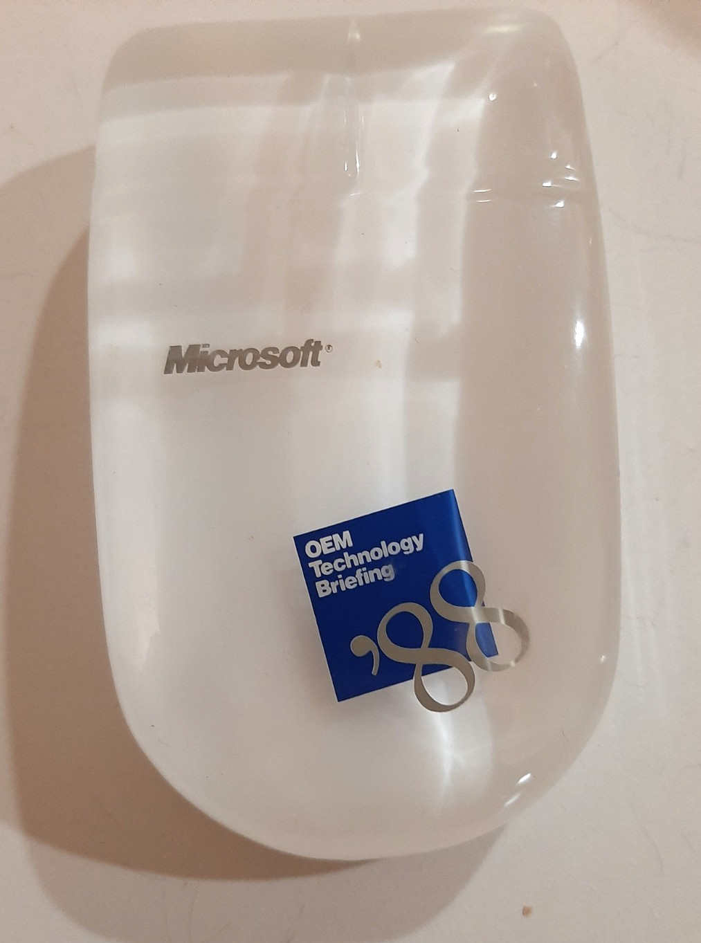 1988 MICROSOFT OEM Technology Briefing LUCITE PAPERWEIGHT Computer Mouse Shape