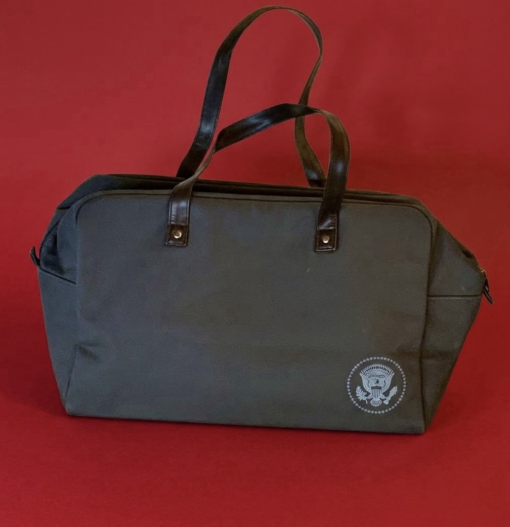 SUPER Rare Authentic President Donald J. Trump VIP White House Carry on Bag 
