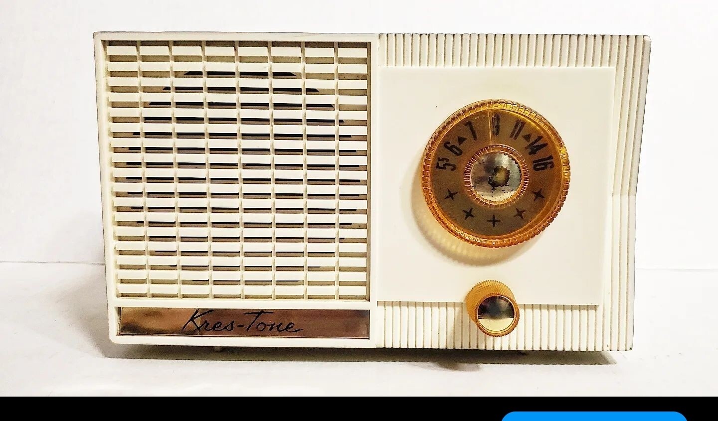 1952 Kres-Tone 462 Atomic AM Tube Radio Vintage White