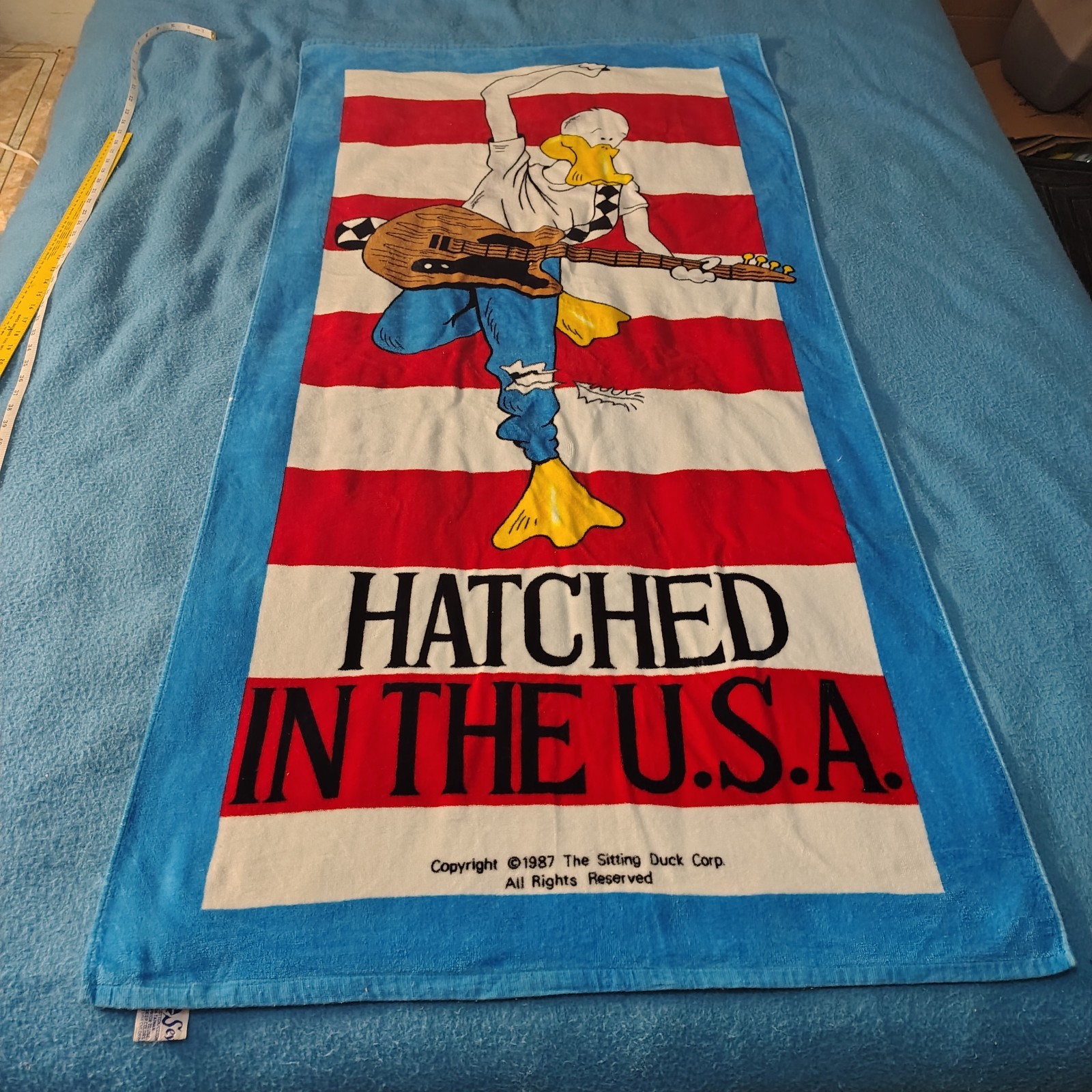 Hatched In The USA ~ RARE 1987 Seven Seas HUGE Beach Towel 60x30 ~ Used