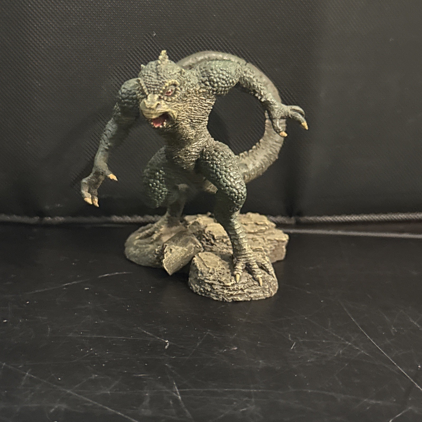 X-Plus Ray Harryhausen 20 Million Miles To Earth Ymir Cold Cast Resin Figure A39