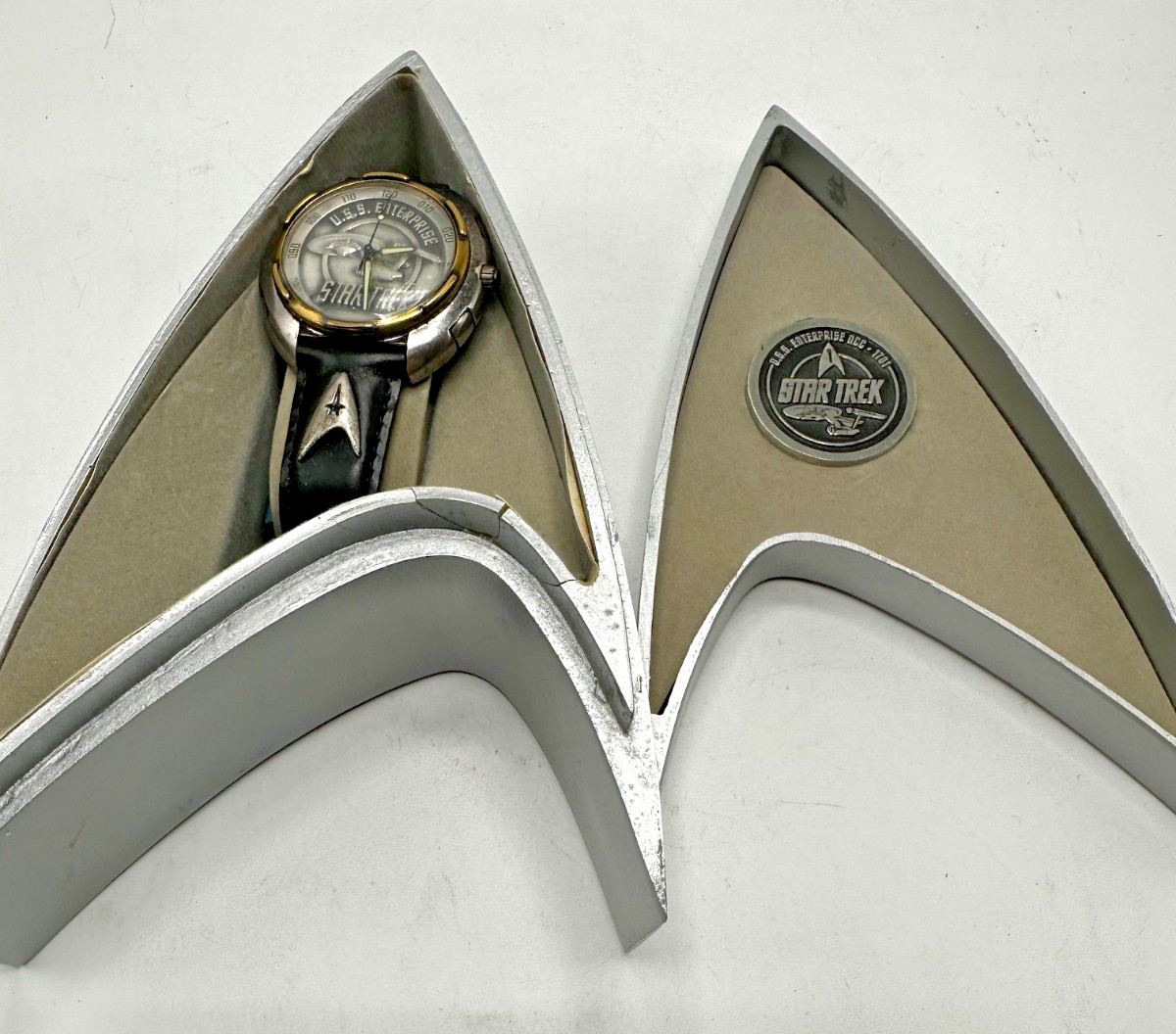 Star Trek 1995 Limited Ed Official Commemorative Watch By Fossil 00488/15000