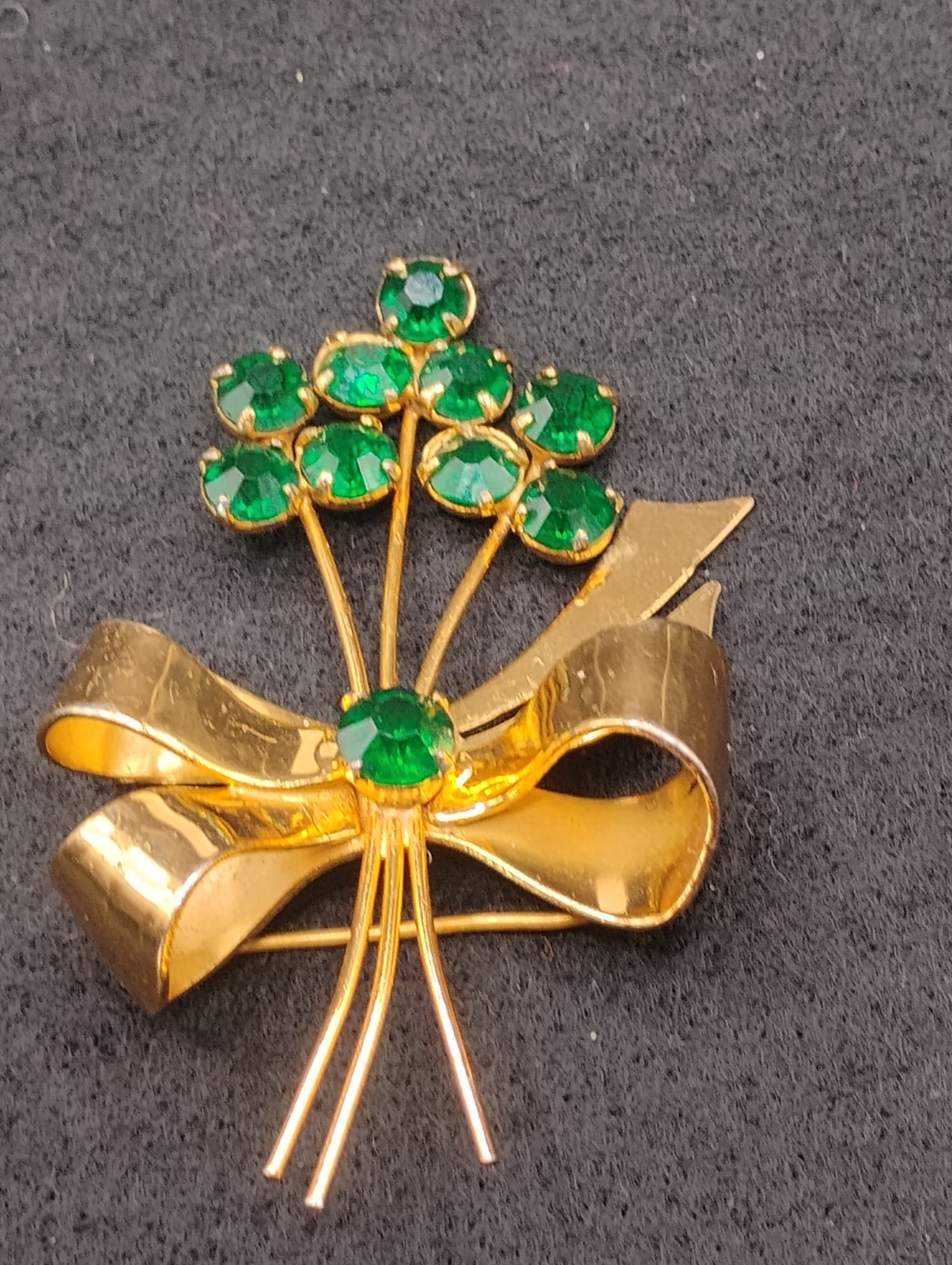 Fabulous VTG Signed Coro Sterling Brooch Beautiful  Green Rhinestones