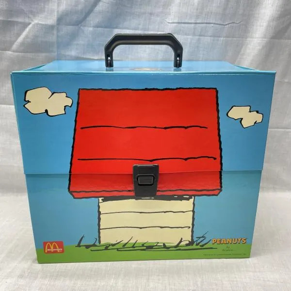 McDonalds PEANUTS SNOOPY World Tour 2 Figure 28 countries Set Box