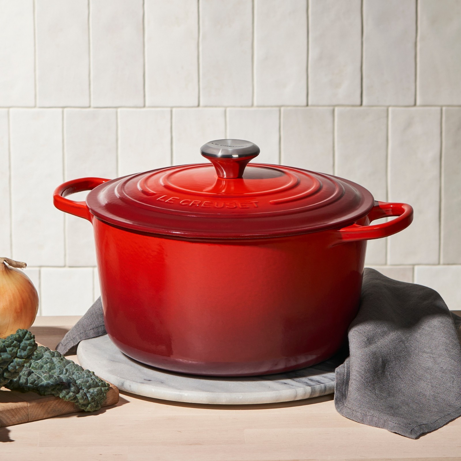 Le Creuset Signature Enameled Cast Iron Deep Round Oven, 6.5-Qt, Red