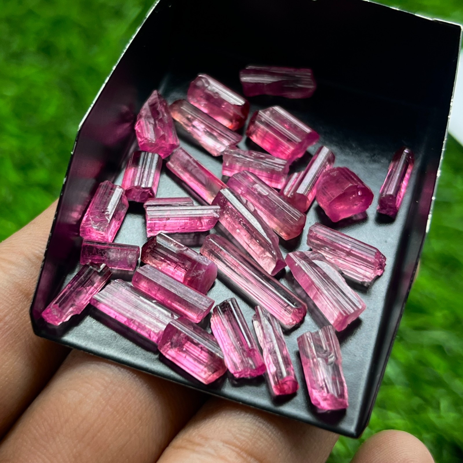 Natural Vivid Pink Tourmaline Rough Lot 46 Ct, Nigeria Rubellite Crystals,27 Pcs