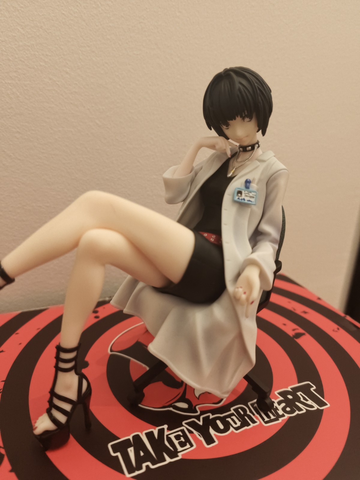 Amakuni Persona 5 Tae Takemi Figure Reissue Complete Set Displayed