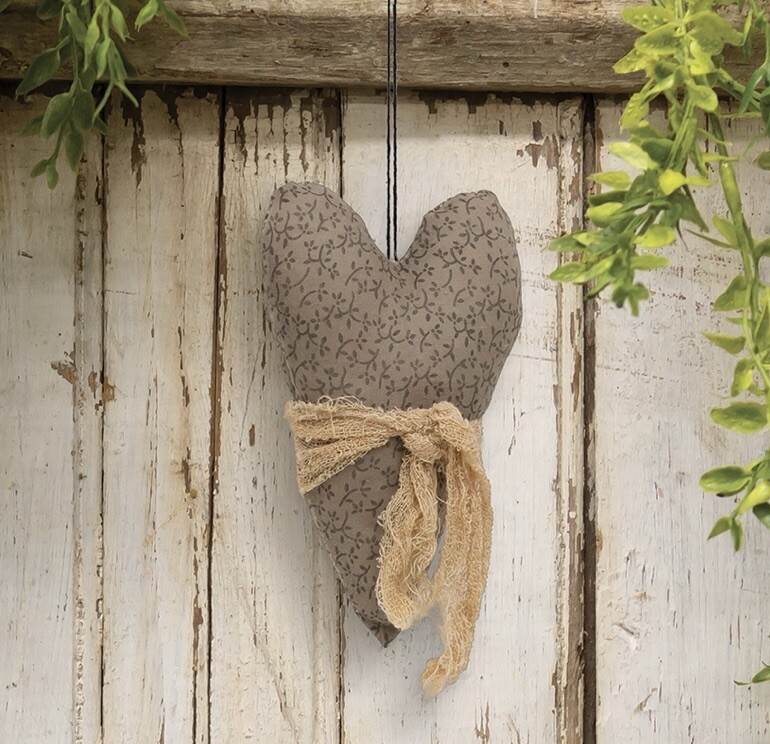 Primitive Stuffed Floral Heart Ornament NEW