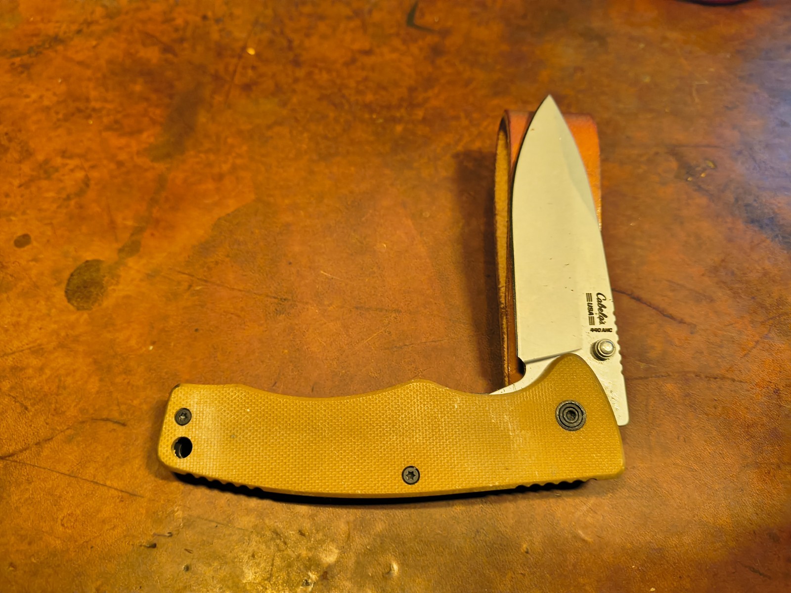 CABELA’S USA LOW PRO EDC 440AHC STEEL FOLDING POCKET KNIFE 3” BLADE, EXCELLENT