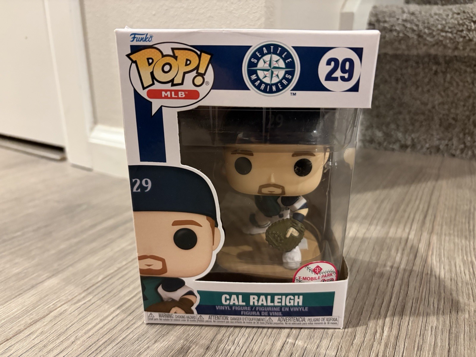Funko Pop Cal Raleigh 29 Seattle Mariners T-Mobile Park Exclusive Figure