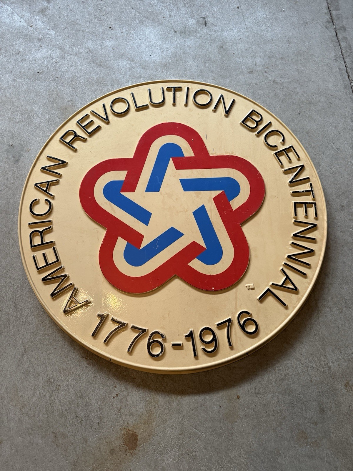 RARE AMERICAN REVOLUTION BICENTENNIAL 1776-1976 MOLDED WALL  SIGN 36\' x 36\