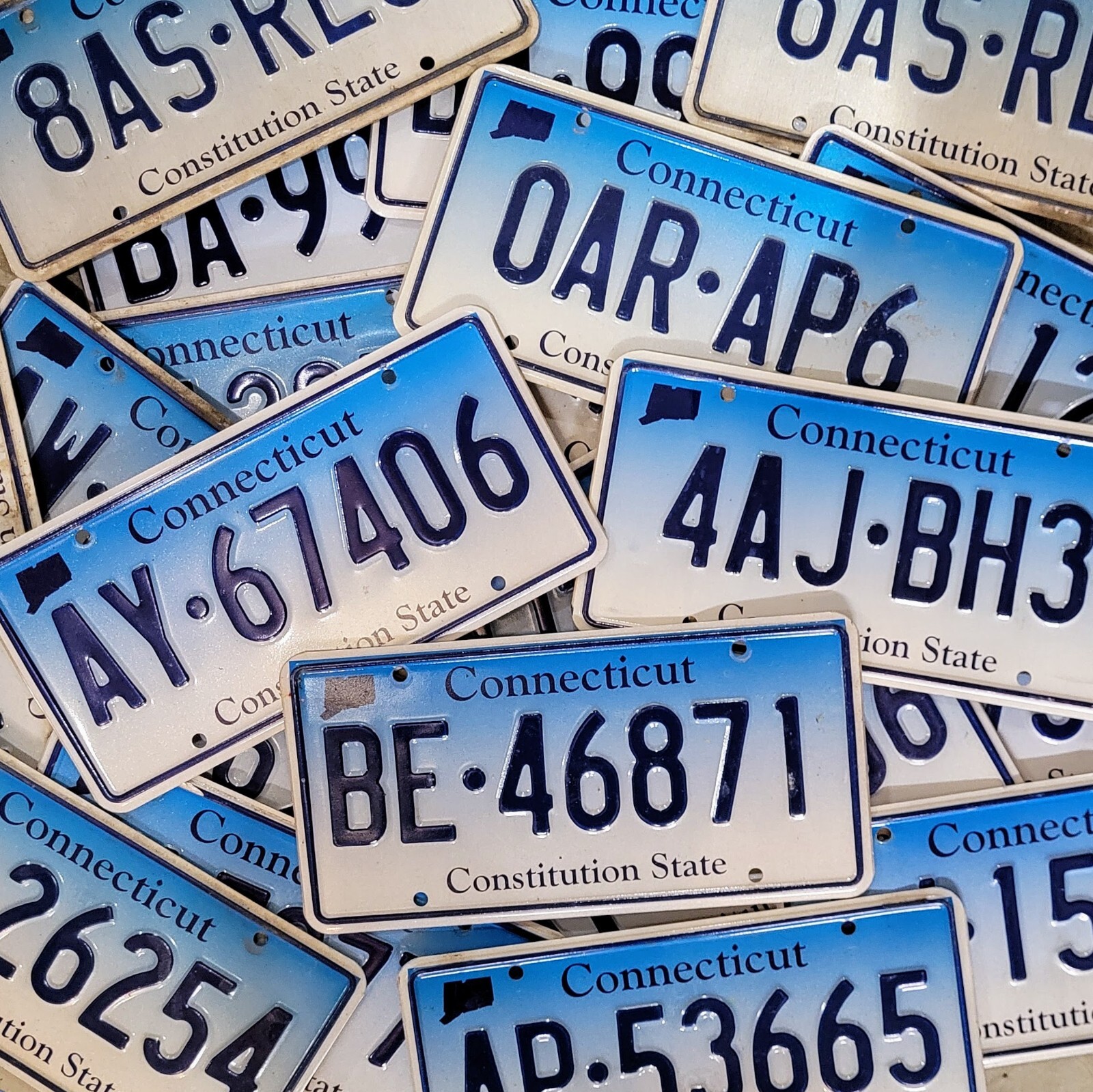 Connecticut License Plate 1 Original Good Condition Used Random CT Tag NO PAIRS