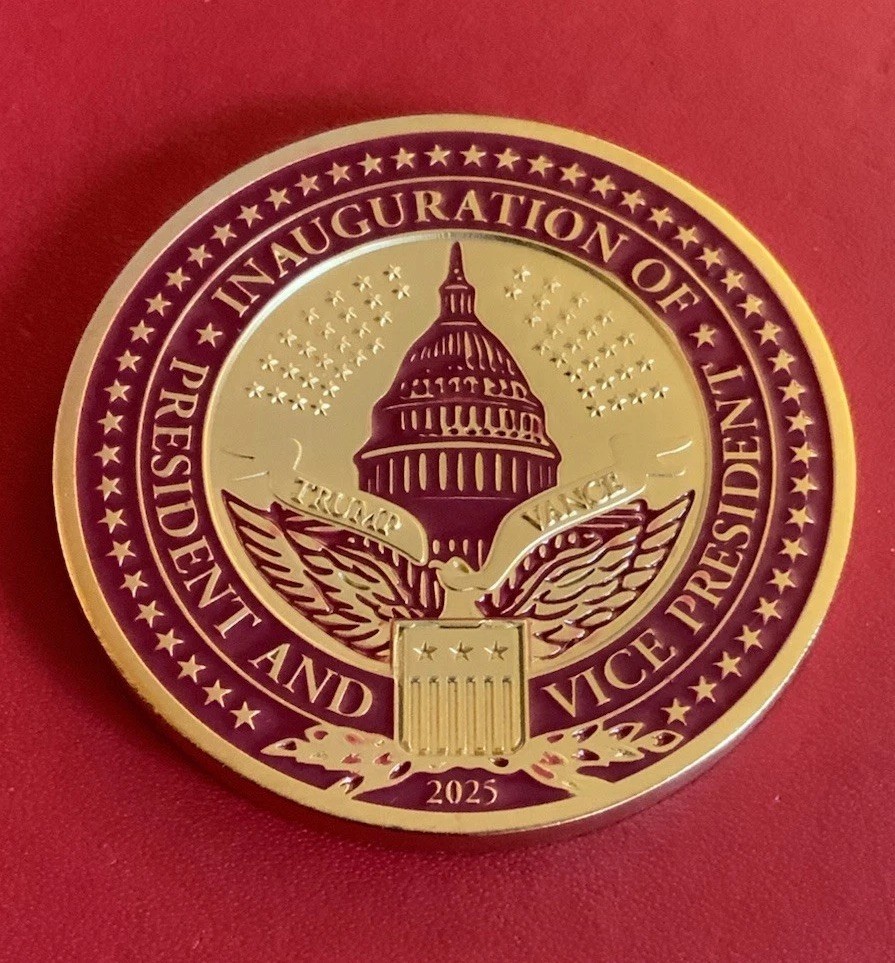 VERY RARE & AUTHENTIC PRESIDENT TRUMP 2nd INAUGURAL VIP GUEST CHALLENGE COIN