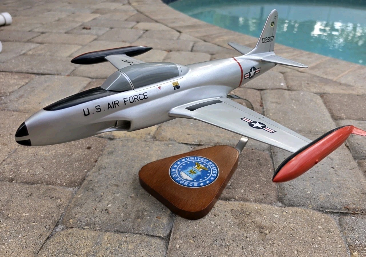 Pacific Aircraft Lockheed T-33 Shooting Star Desktop Wood Model 1:32 USAF