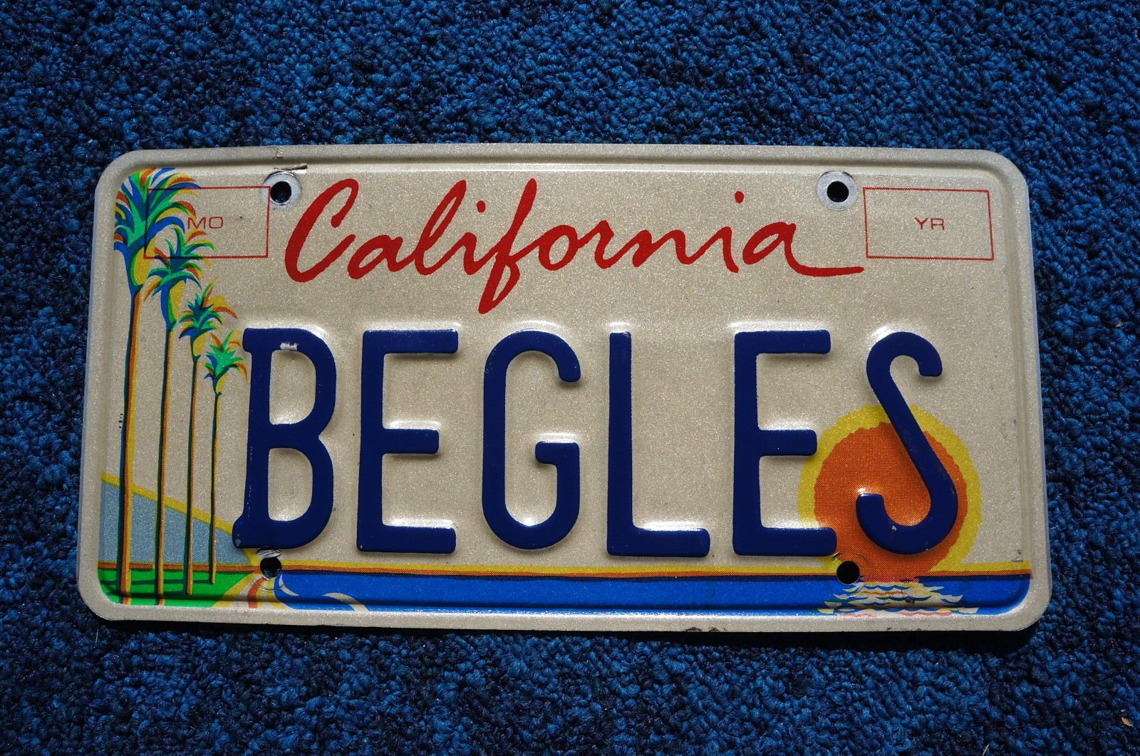 California Sunshine Palm Trees Vanity License Plate BEGLES