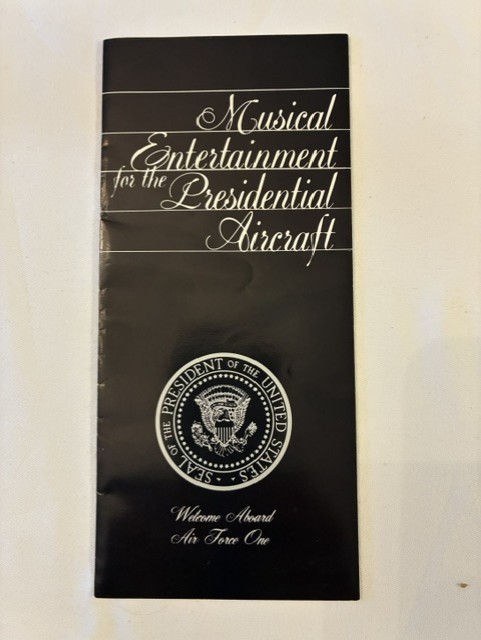 OFFICIAL AIR FORCE ONE Musical Entertainment Guide for Presidential Aircraft \'94
