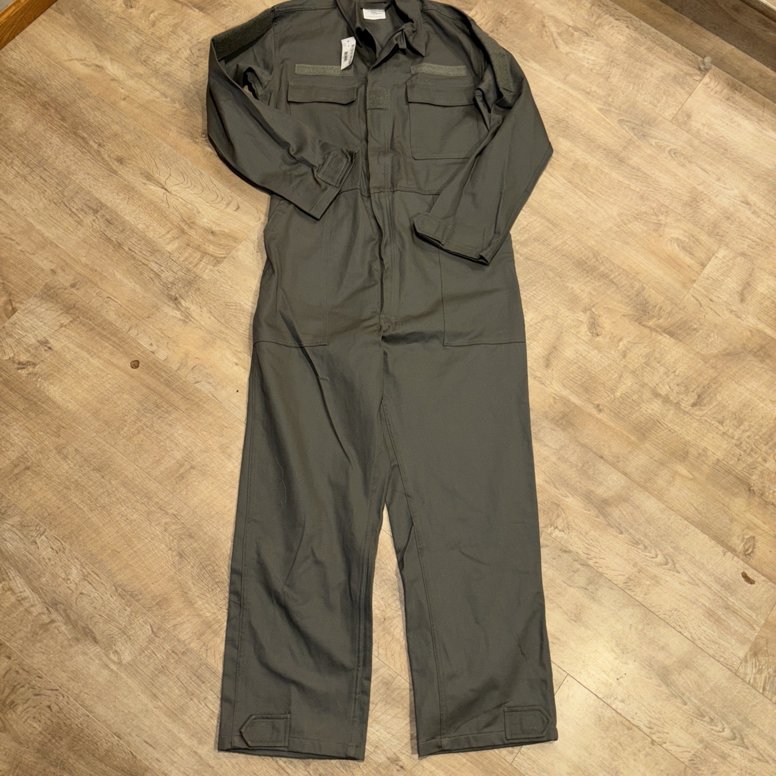 New Medium USAF Mens Bluewater Defense Mechanic Utility Work Coveralls MDUs