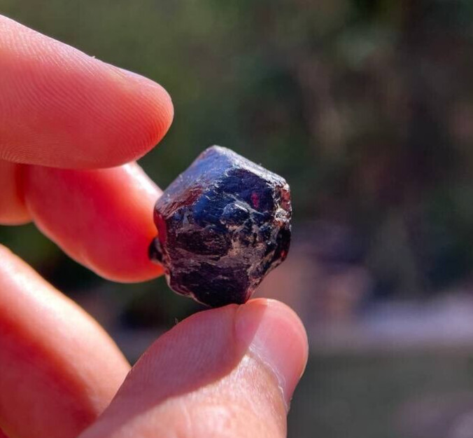 58 Ct Extremely Big Piece Almandine Var Garnet From Nuristan, Afghanistan