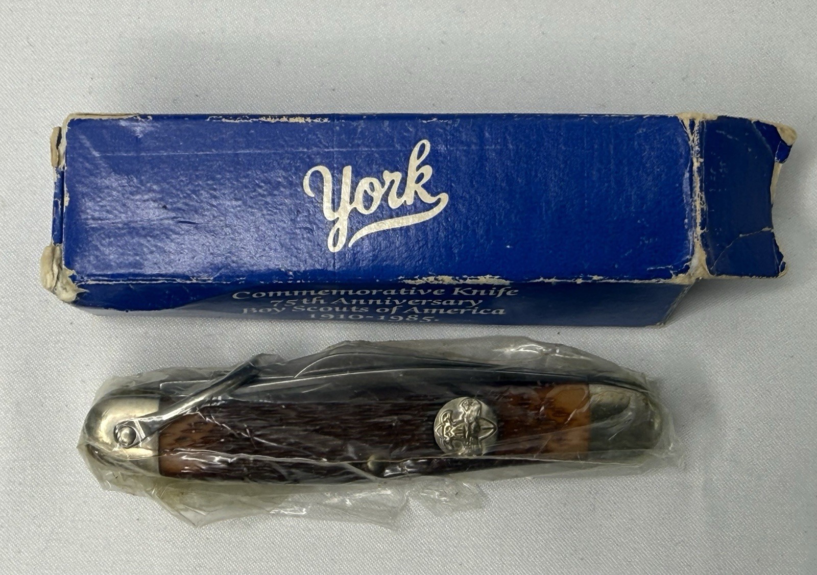 VINTAGE BOY SCOUTS COMMEMORATIVE POCKET KNIFE YORK POWERHOUSE CAMILLUS NOS 1985