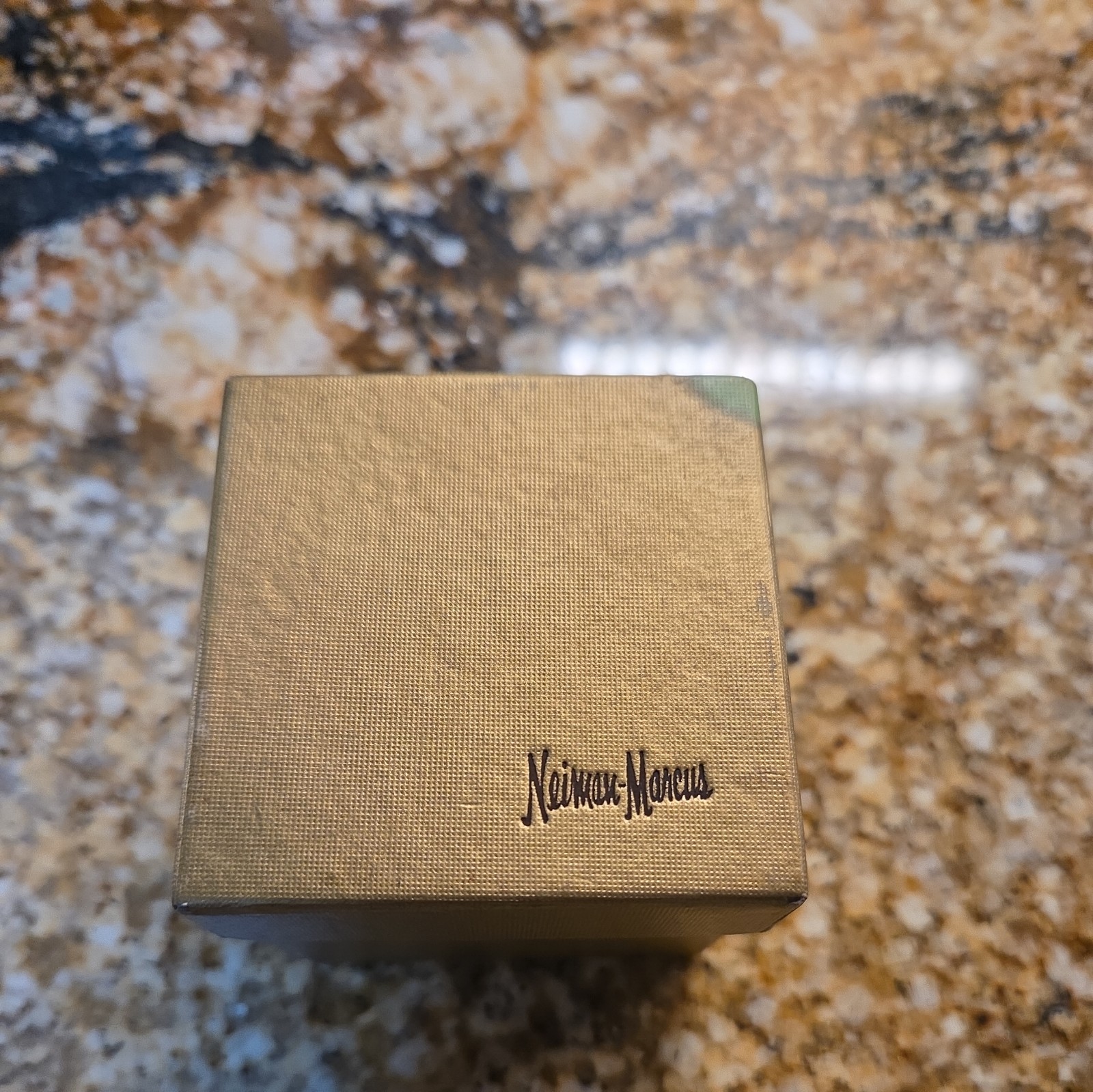 Neiman Marcus TEXAS GOLD Oil Drop in Lucite Paperweight Cube Vintage 