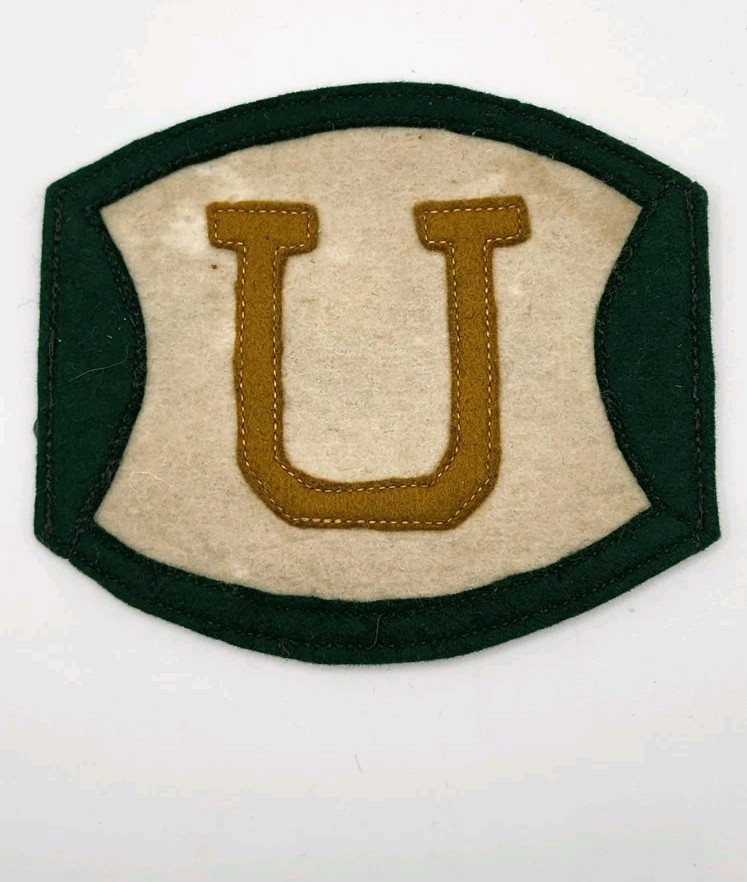 VINTAGE FELT U UNIVERSITY JACKET PATCH