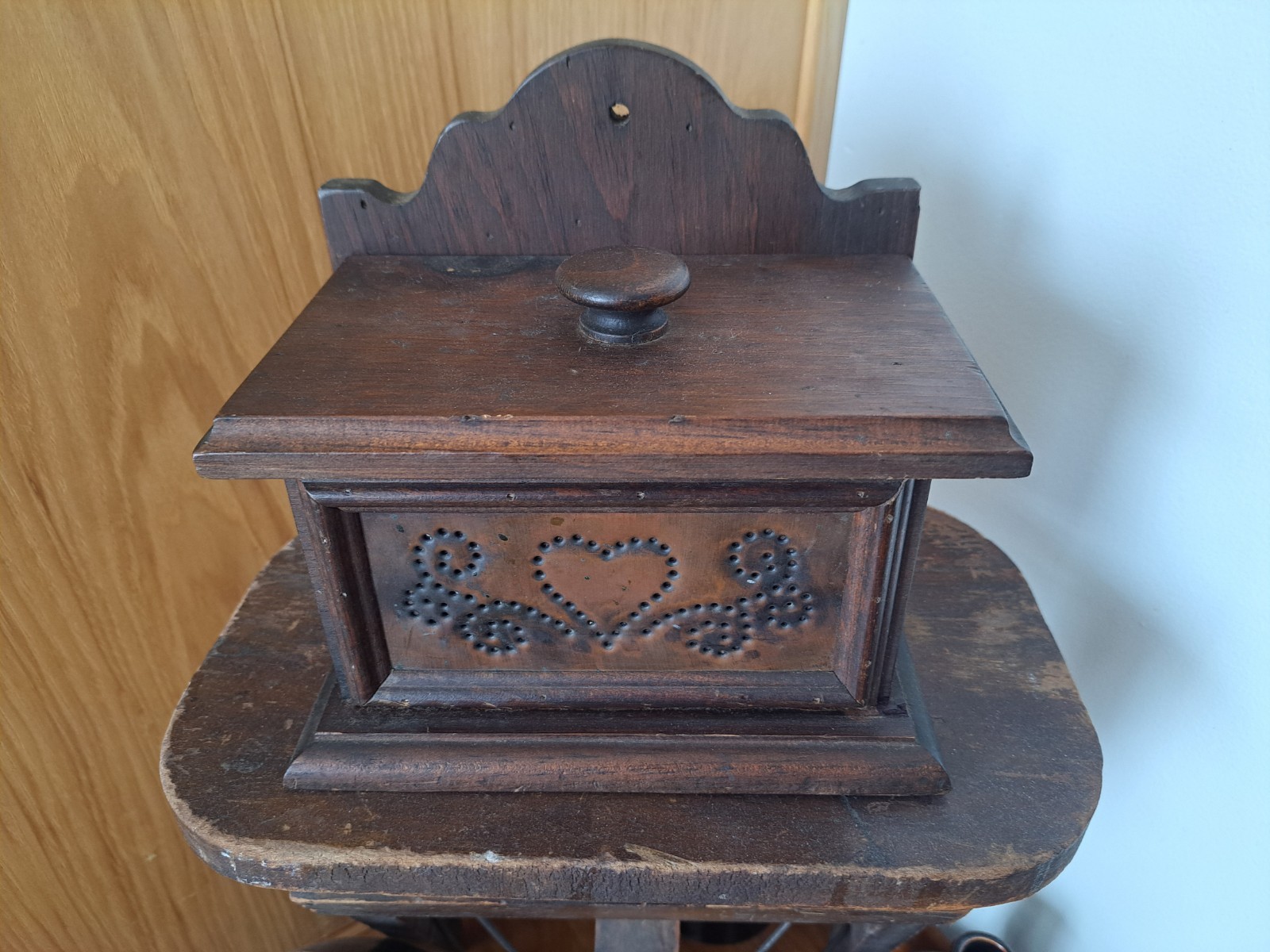 Pfaltzgraff Village Wood  Lititz Box