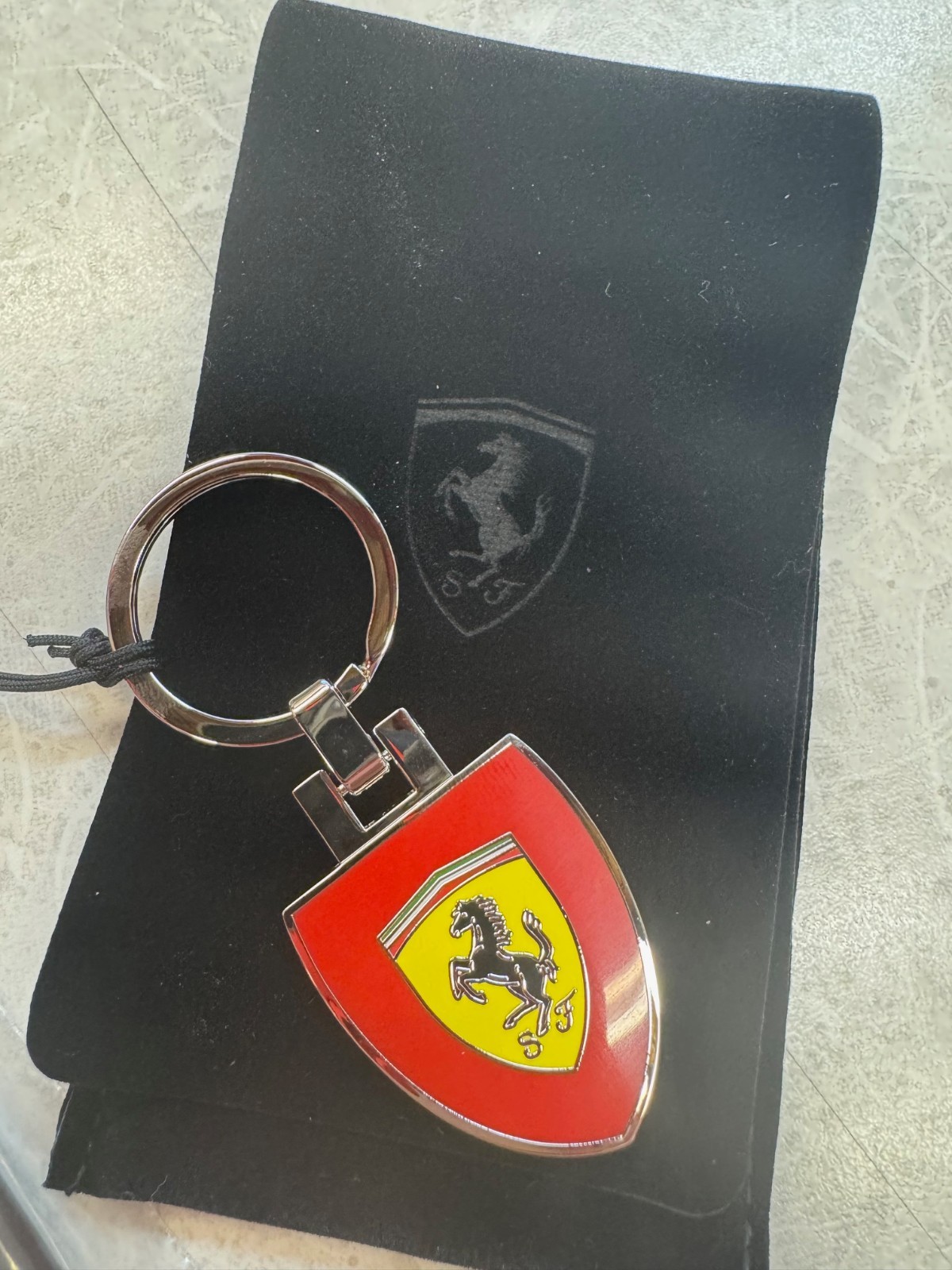 Ferrari Scuderia Keyring #270077066 w/ Velvety Black Ferrari Pouch