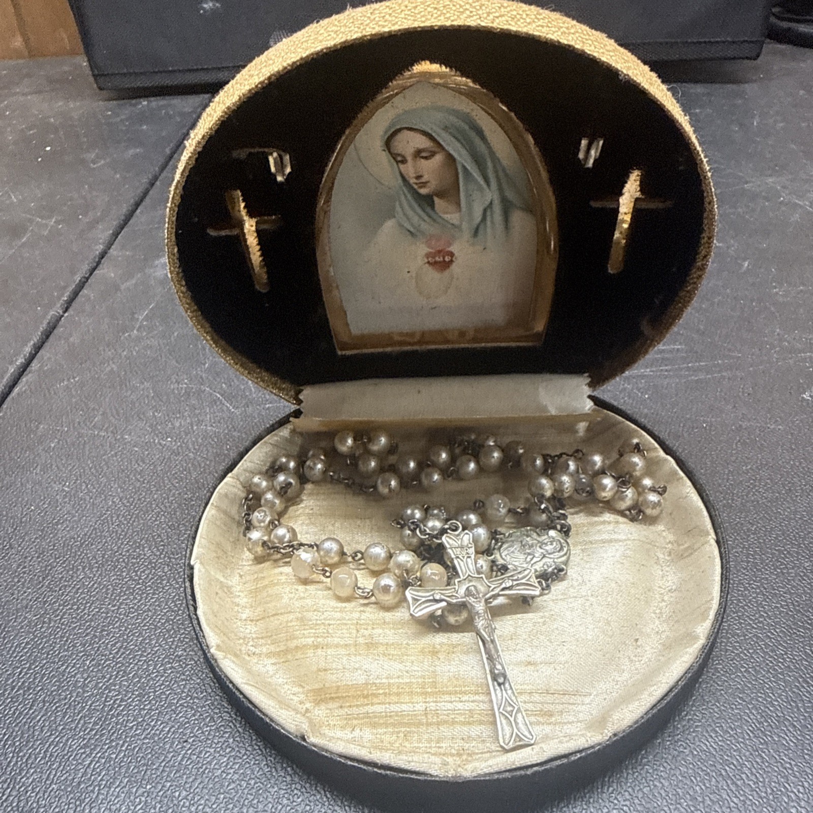 Vintage Catholic Mother Mary Rosemary Box With Rosary