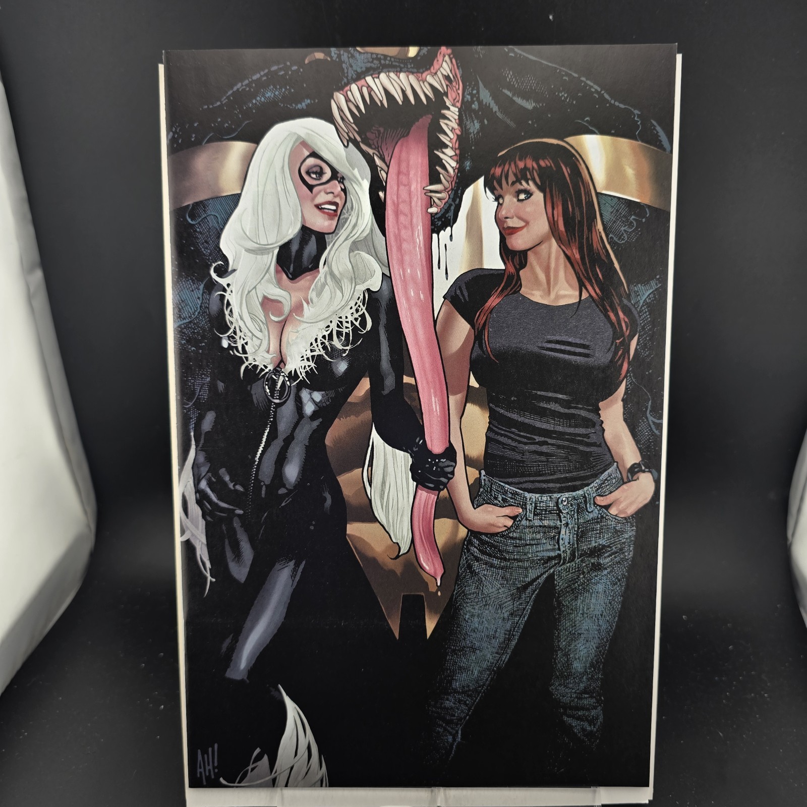 BLACK CAT #7 1:50 ADAM HUGHES VIRGIN VARIANT MARVEL 2026 NM/NM+ MJ VENOM RARE RI