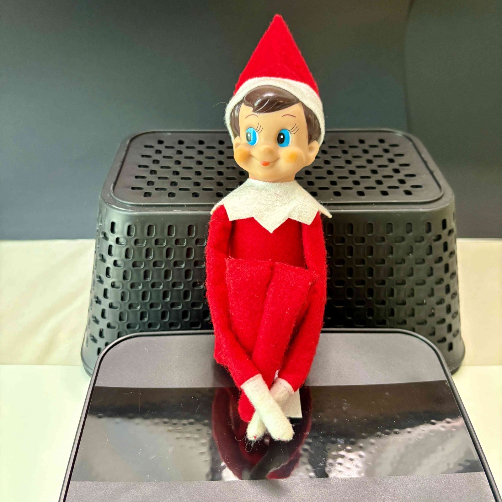 Original 2005 ~ Elf on the Shelf  ~ by CCA and B ~ Stitched tag