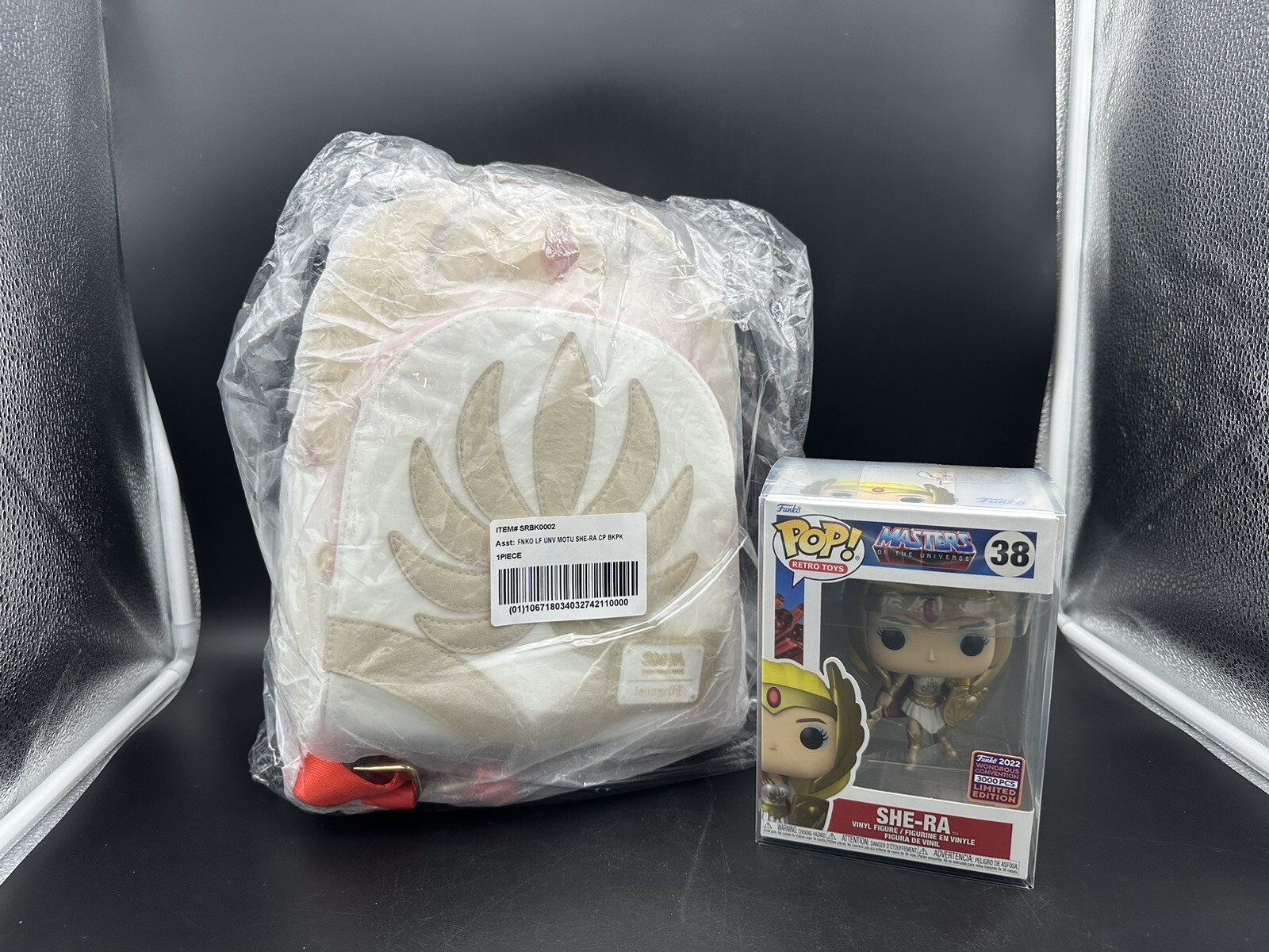 Funko She-Ra Loungefly 2022 Wondrous Con Exclusive pop and bag 3,000 pieces