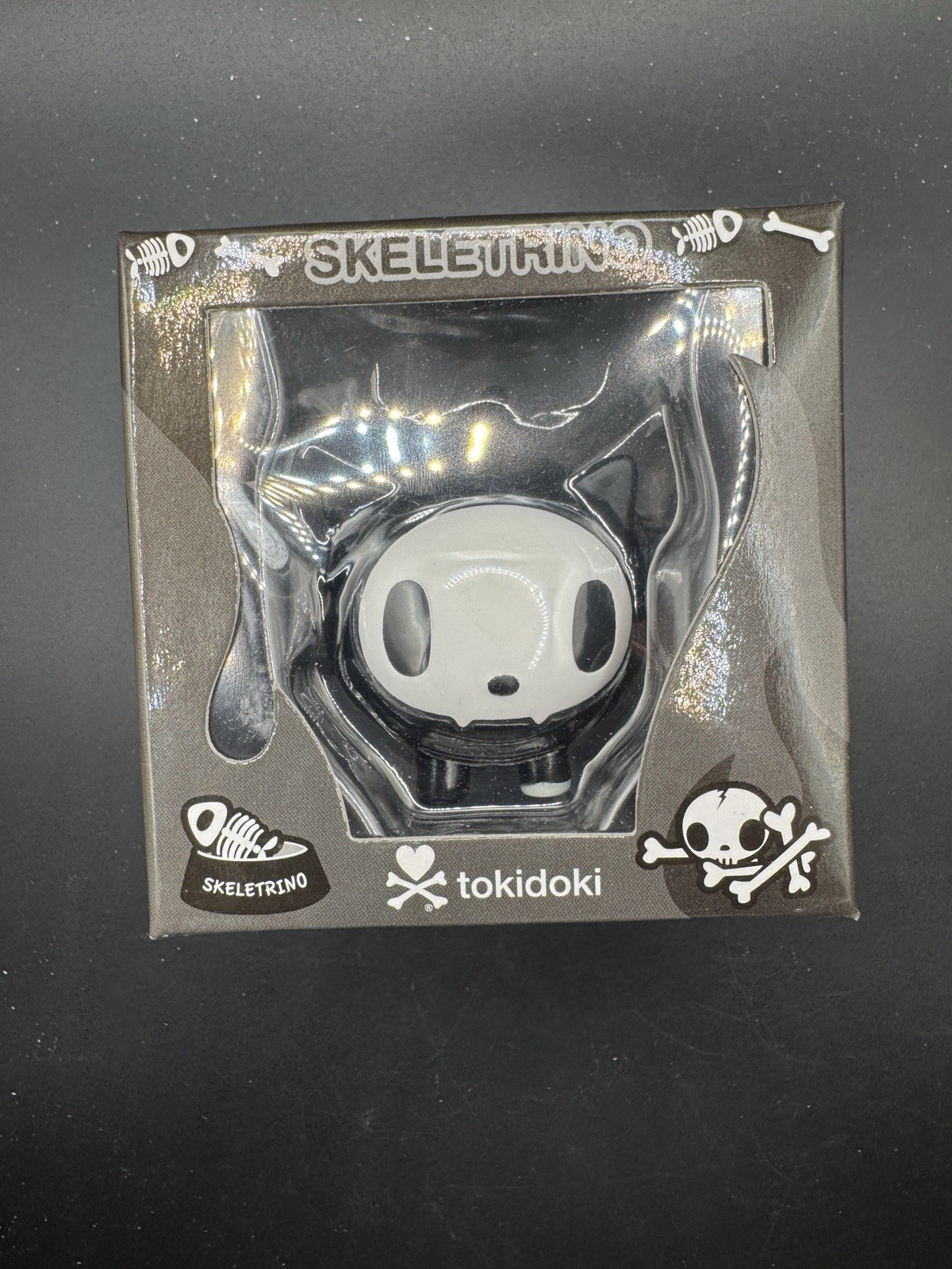 SKELETRINO Skelton Figure In Box Tokidoki Halloween