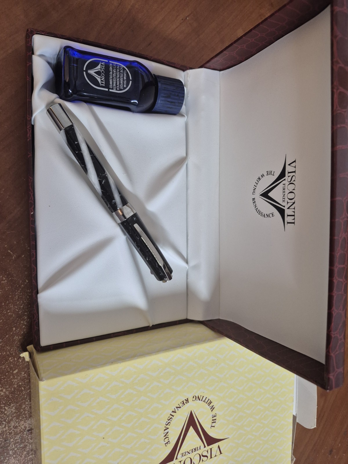 Visconti Opera Elements Grey Earth 14k M Fountain Pen