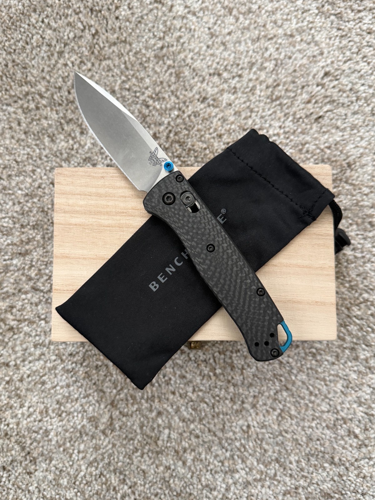 Benchmade Bugout AXIS Lock Knife Carbon Fiber (3.2