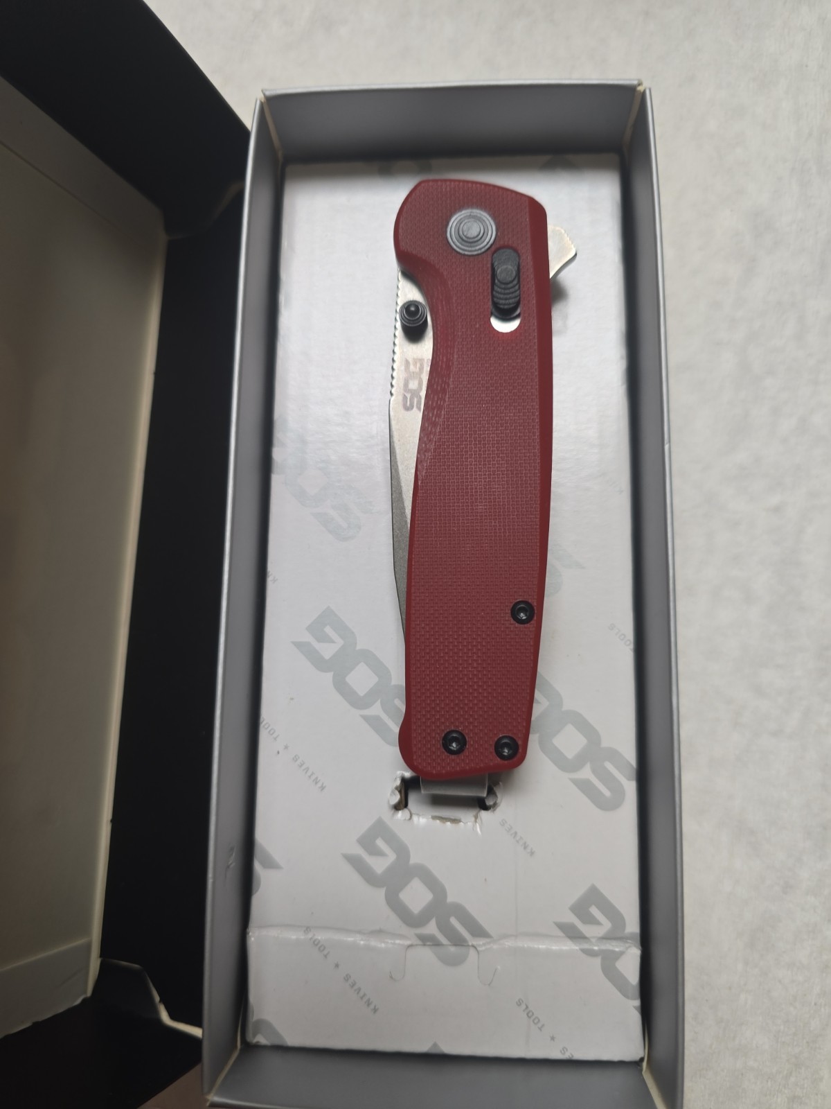SOG Terminus XR Crimson  Folding Knife D2 Tool Steel Blade Red Textured G-10 NEW