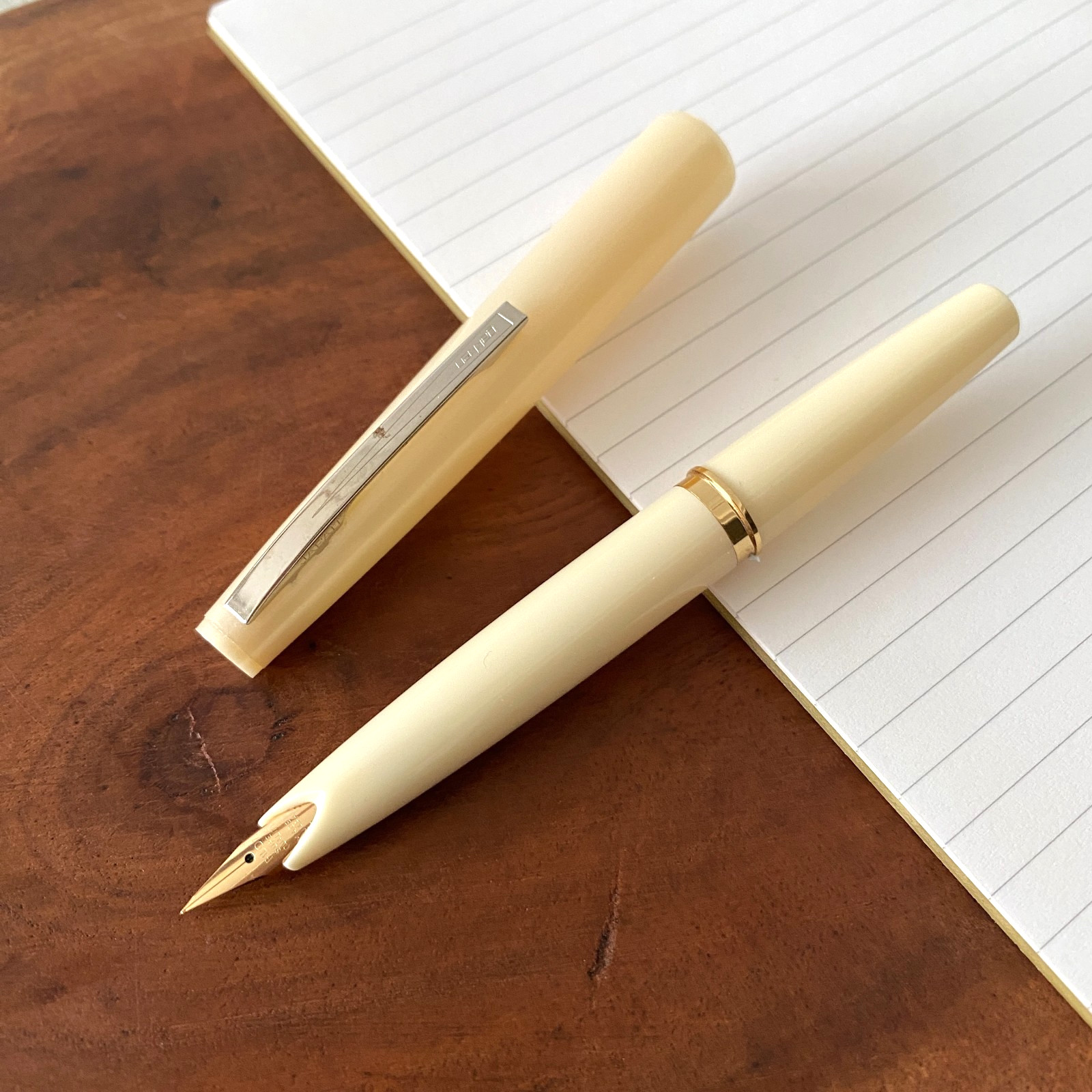 Vintage PILOT Gakken Pocket Fountain Pen White Steel Nib NOS Uninked 1970s