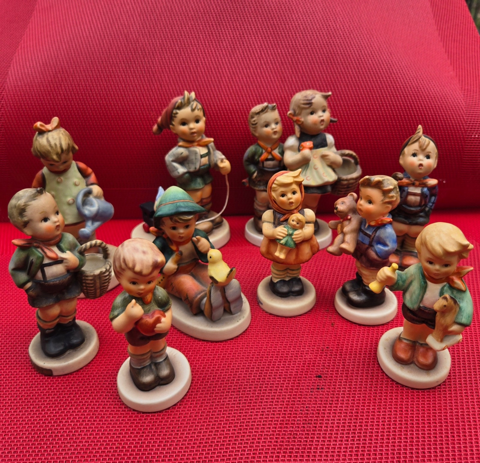 Lot 1 Vintage Goebel Hummel Figurines from W. Germany
