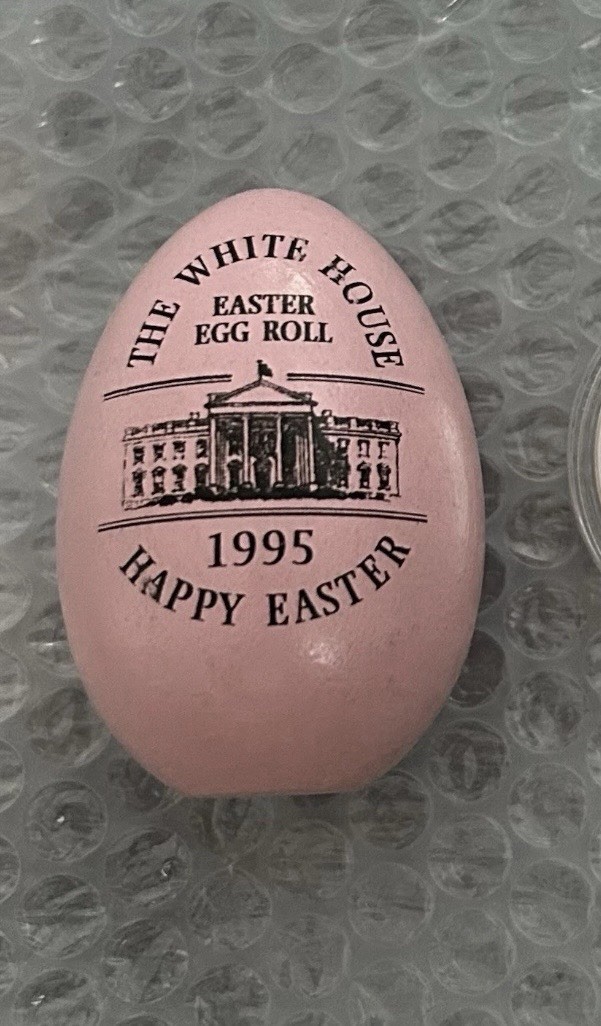 CLINTON 1995 WHITE HOUSE EASTER EGG PINK BILL HILLARY WOOD DEMOCRAT PRESIDENT