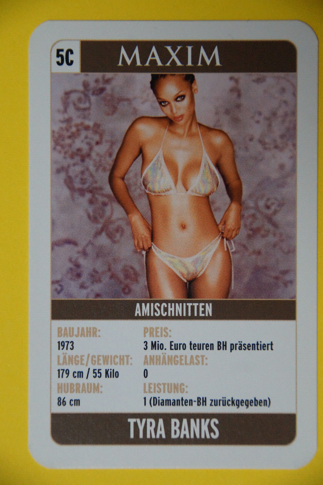 Tyra Banks - 2003 Original Maxim card - published in Germany 