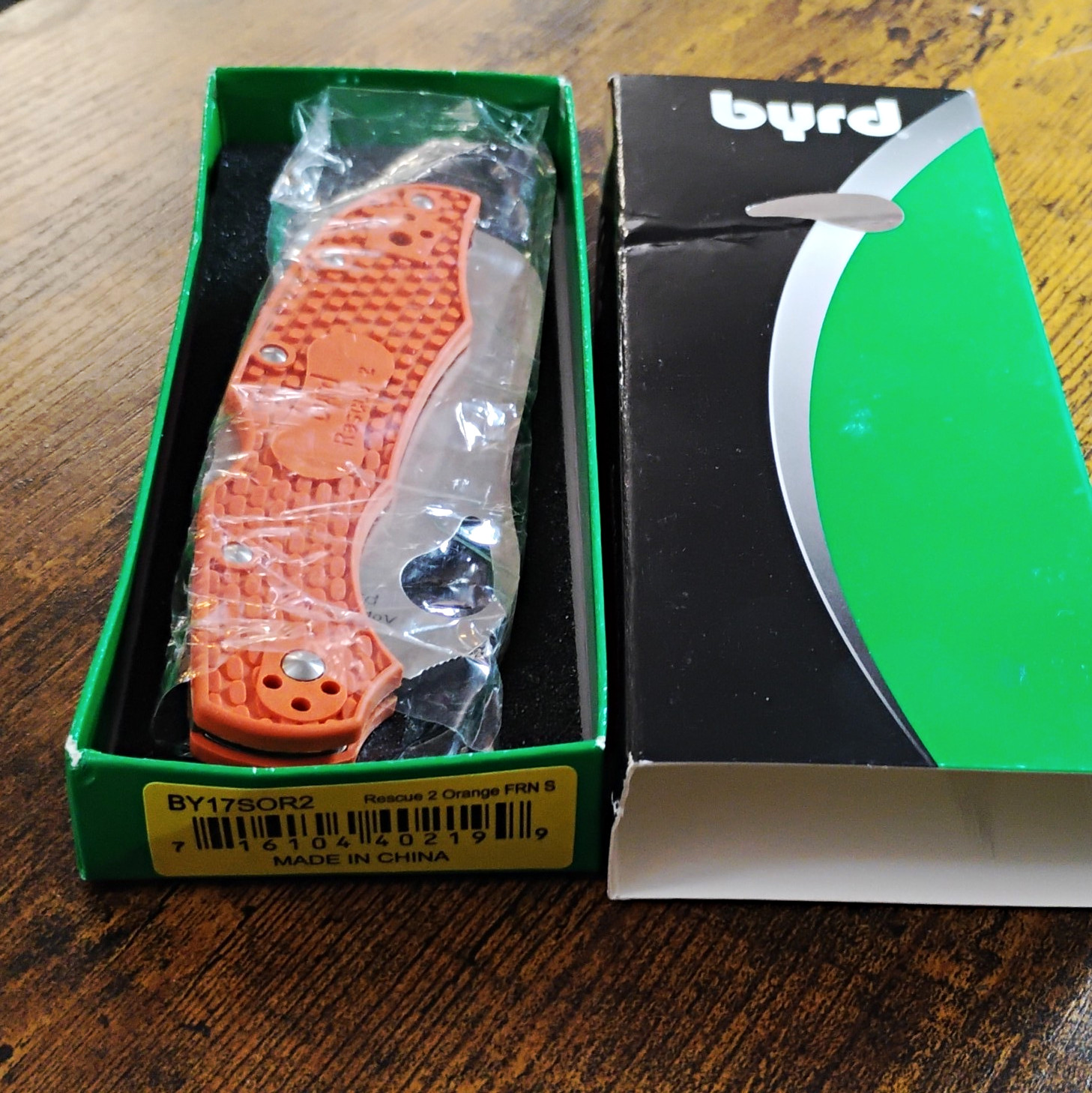Byrd Rescue 2 BY17SOR2 Orange FRN Sheepsfoot Serrated SS Lockback Manual