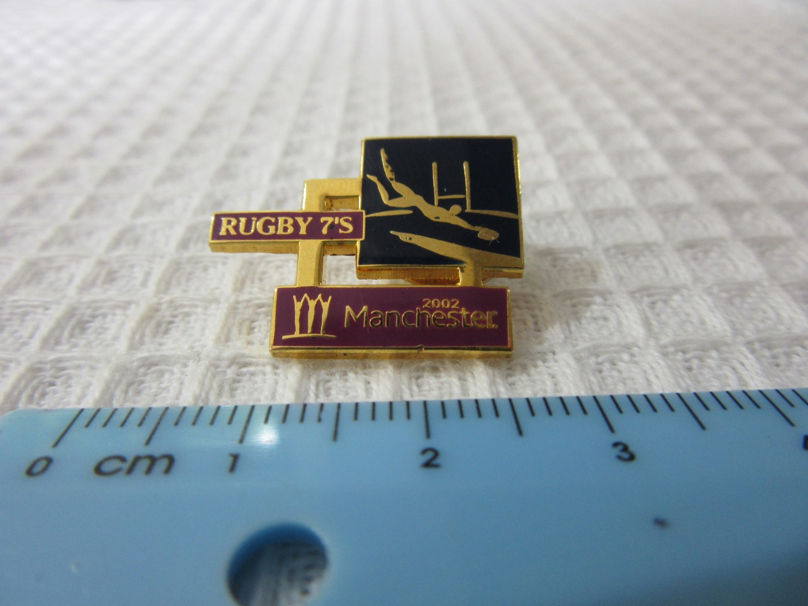 RUGBY 7'S COMMONWEALTH GAMES MANCHESTER 2002 rare vintage pin badge (# 112)