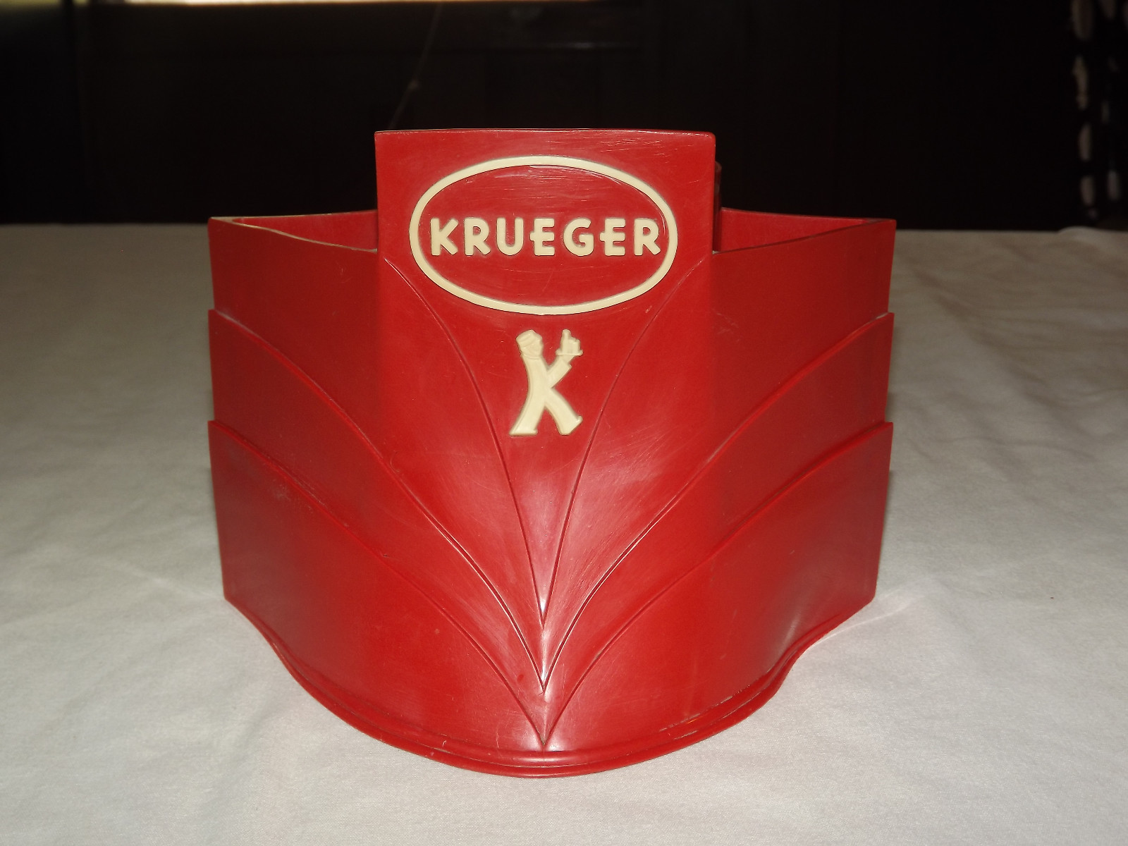 VINTAGE BAR BARWARE BEER KRUEGER PLASTIC BAR TOP SWIZZLE STICK HOLDER