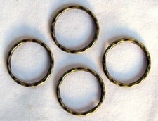 12 KEY RINGS ~ 25 - 28mm 1